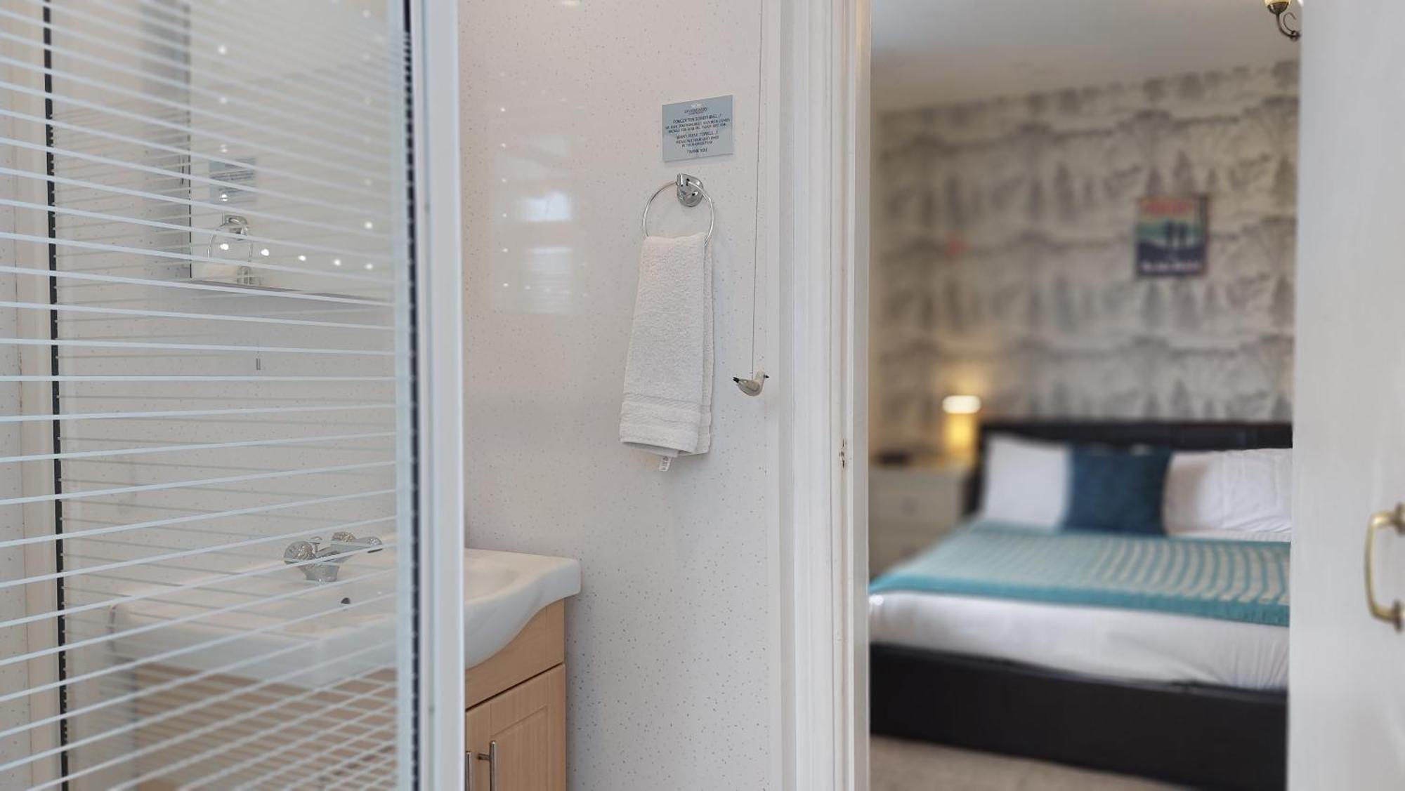 Invergarry Room Only Guest House For Adults Windermere Extérieur photo